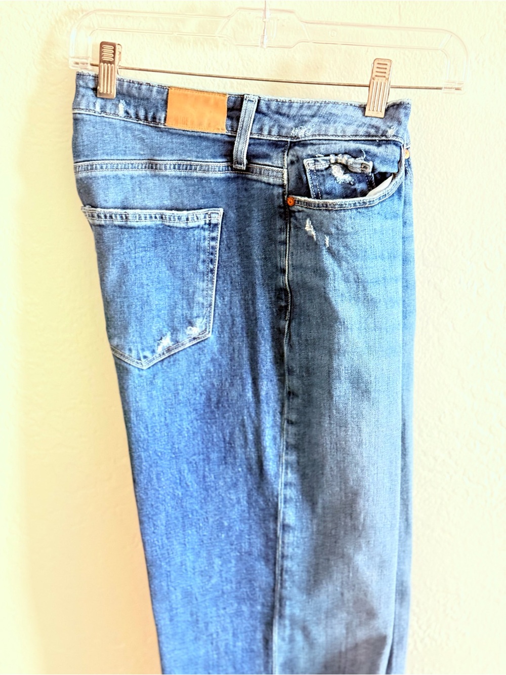 PAIGE Leenah Wide Leg Jeans in Rural Distressed Size 30 x 32 - Picture 8 of 12